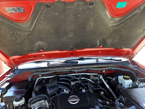 Used 2012 Nissan Xterra S image 33