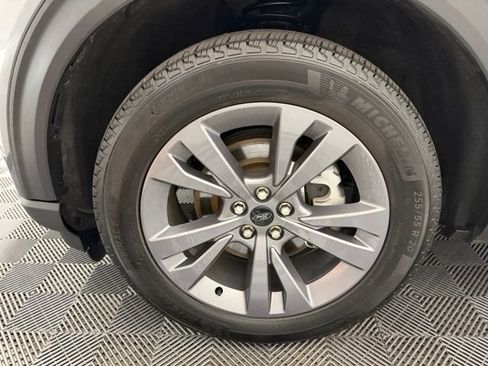 Used 2023 Ford Explorer XLT w/ Equipment Group 202A AWD/4WD image 43
