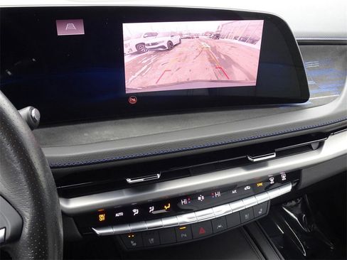 Certified 2024 Cadillac XT4 Sport image 20