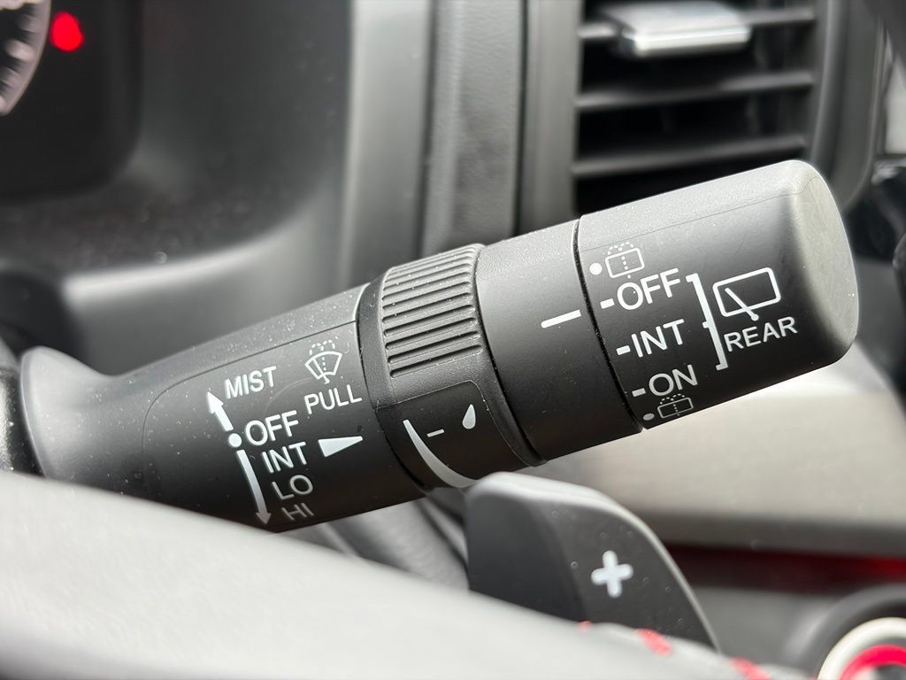Used 2025 Honda Odyssey Sport-L image 34