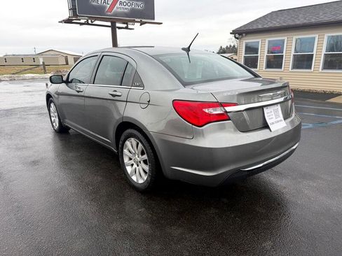 Used 2013 Chrysler 200 Touring image 7