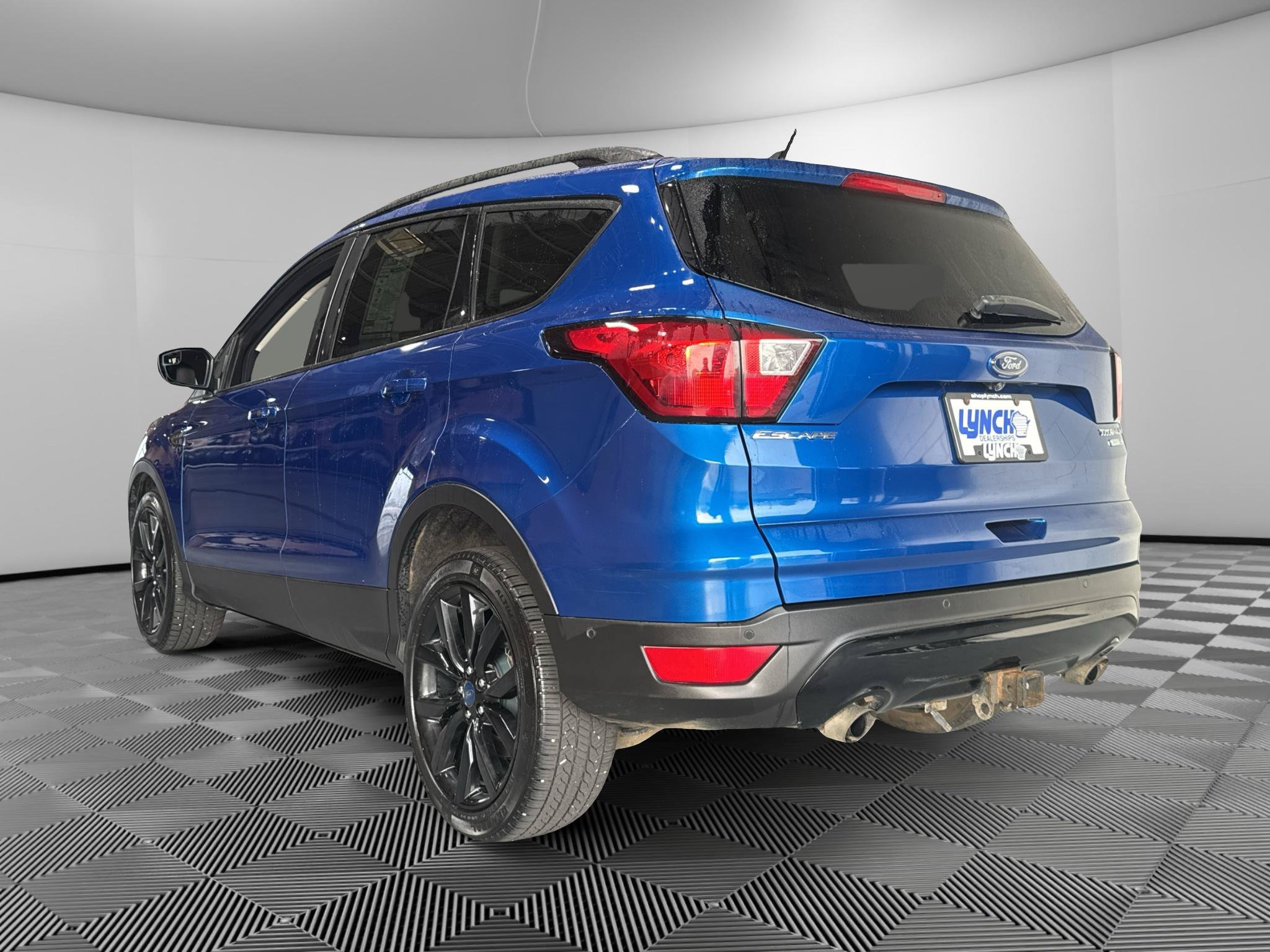 Used 2019 Ford Escape Titanium AWD/4WD image 3