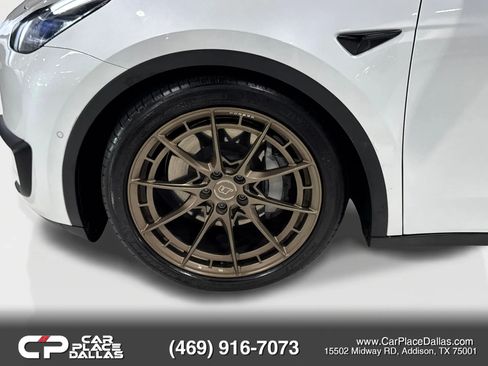 Used 2021 Tesla Model Y Long Range AWD/4WD image 35