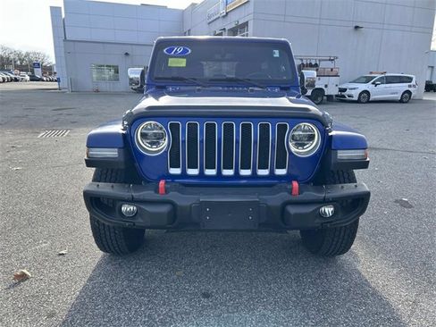 Used 2019 Jeep Wrangler Unlimited Sahara image 8