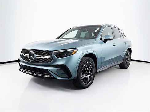 New 2026 Mercedes-Benz GLC 300 4MATIC image 3
