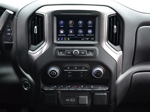 Used 2025 Chevrolet Silverado 1500 Custom Trail Boss w/ Dark Appearance Package AWD/4WD image 37