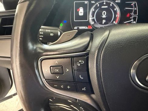 Used 2023 Lexus ES 350 w/ Premium Package FWD image 42