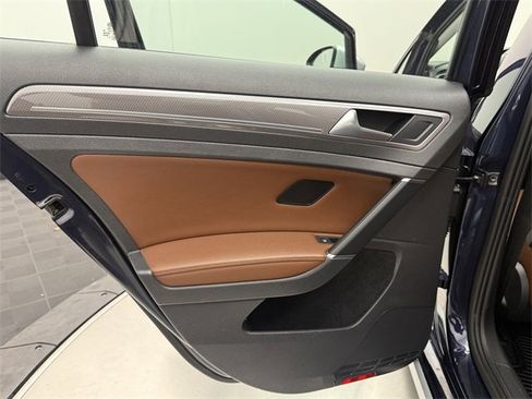 Used 2017 Volkswagen Golf Alltrack SE image 23