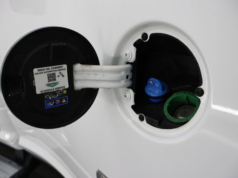 Used 2024 RAM 3500 Tradesman w/ Chrome Appearance Group image 33