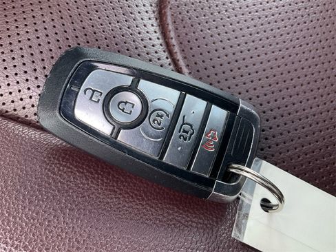 Used 2023 Ford Expedition Max Limited image 39