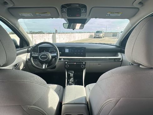 Certified 2025 Hyundai Tucson SEL image 28