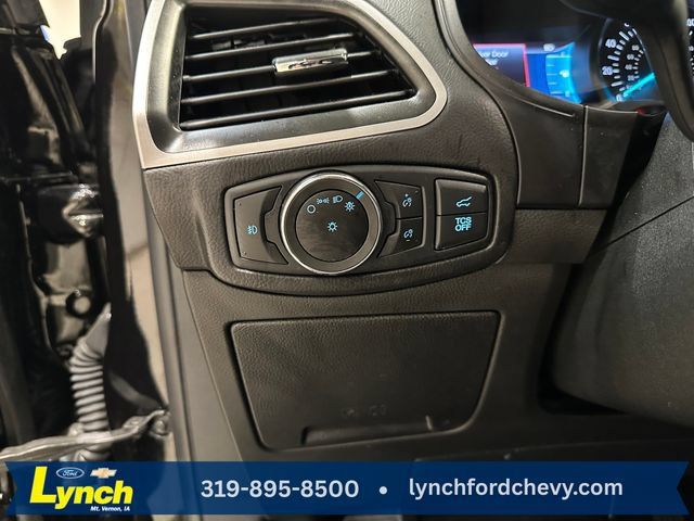 Used 2023 Ford Edge SEL w/ Sport Appearance Package AWD/4WD image 17
