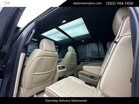 Used 2022 Cadillac Escalade ESV Premium Luxury w/ LPO, Floor Liner Package image 55