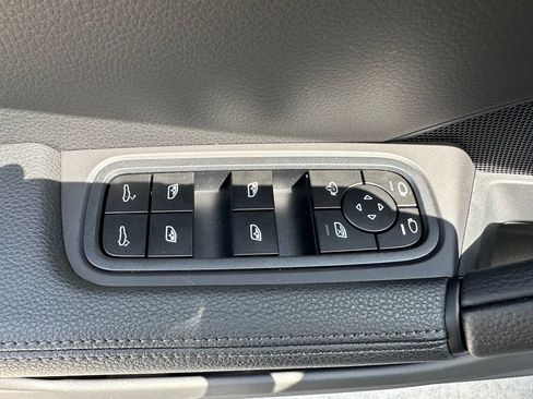 Used 2026 Porsche Cayenne S AWD/4WD image 19