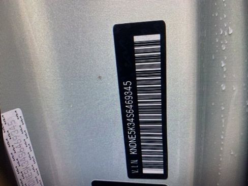 Used 2025 Kia Carnival SX Prestige image 43