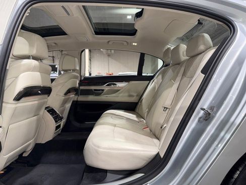 Used 2016 BMW 750i xDrive image 55