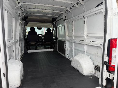 Used 2023 RAM ProMaster 2500 FWD image 28
