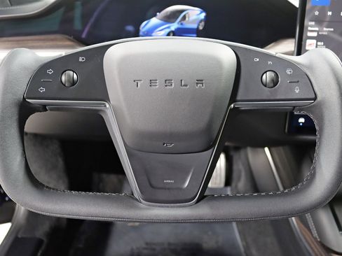 Used 2022 Tesla Model S image 15