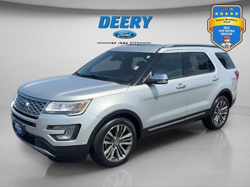 Used 2017 Ford Explorer Platinum AWD/4WD image 2