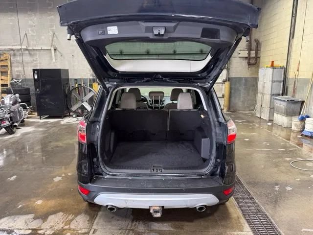 Used 2017 Ford Escape Titanium w/ Equipment Group 301A AWD/4WD image 24