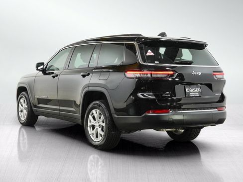 Used 2023 Jeep Grand Cherokee L Limited AWD/4WD image 4