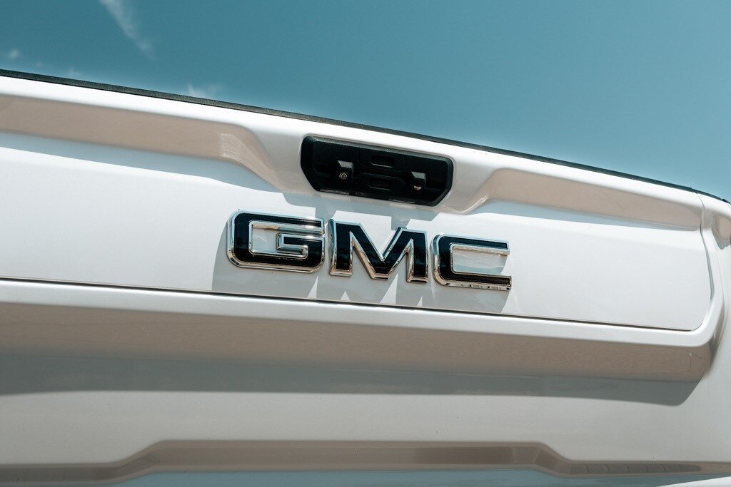 Used 2023 GMC Sierra 3500 Denali w/ Denali Ultimate Package AWD/4WD image 16