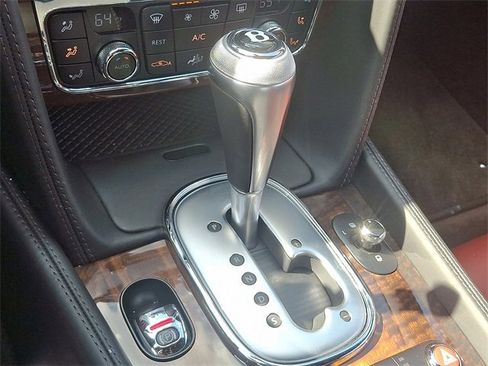 Used 2014 Bentley Continental GT image 15