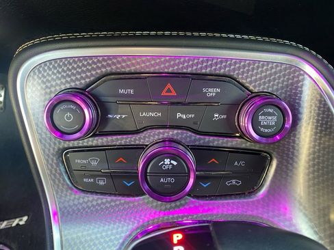 Used 2019 Dodge Challenger SRT Hellcat w/ Widebody Package RWD image 25