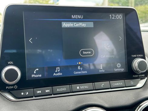 Used 2024 Nissan Sentra SV FWD image 20