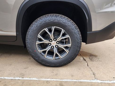 New 2026 GMC Acadia AT4 w/ Luxury Package image 58