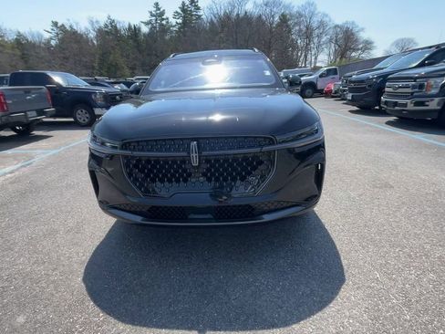 Used 2024 Lincoln Nautilus Reserve w/ Equipment Group 202A AWD/4WD image 14