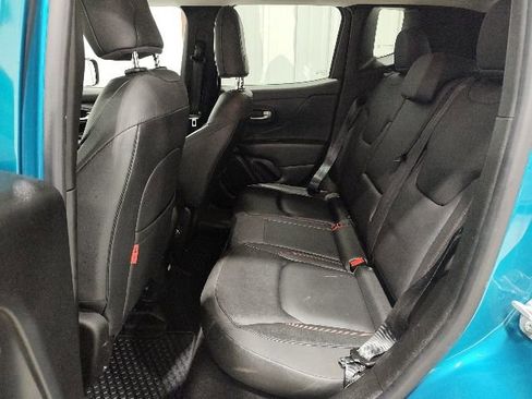 Used 2021 Jeep Renegade Trailhawk w/ Trailer Tow Group image 13