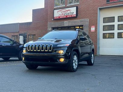 Used 2016 Jeep Cherokee Latitude w/ Safety/Convenience Group