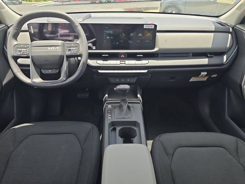 New 2027 Kia Seltos LX FWD image 12