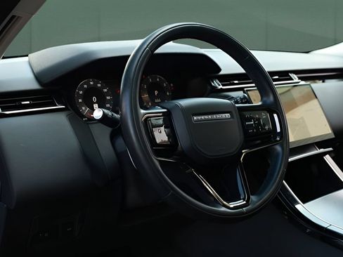 Used 2024 Land Rover Range Rover Velar S AWD/4WD image 39