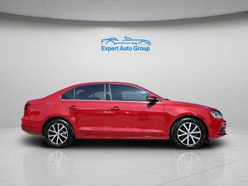 Used 2017 Volkswagen Jetta SE FWD image 30
