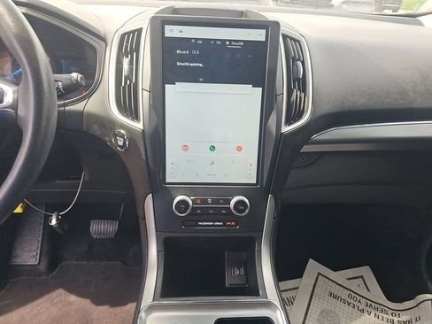 Used 2022 Ford Edge SEL w/ Convenience Package AWD/4WD image 8