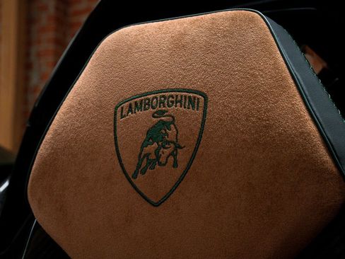 Used 2021 Lamborghini Sian Roadster AWD/4WD image 21