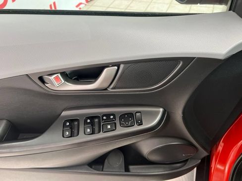 Used 2019 Hyundai Kona Limited FWD image 20