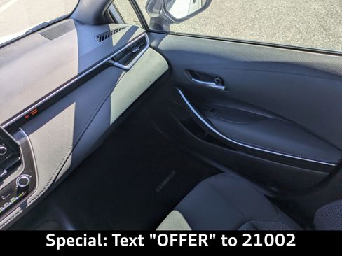 Used 2022 Toyota Corolla SE image 16