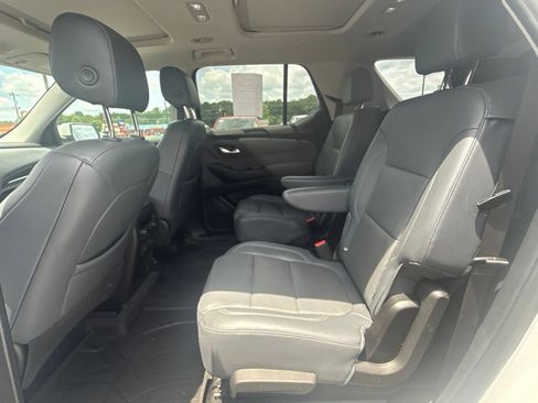 Used 2021 Chevrolet Traverse Premier w/ LPO, Floor Liner Package AWD/4WD image 32