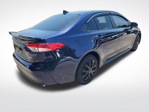 Used 2026 Toyota Corolla LE FWD image 3