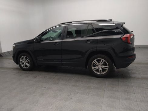 Used 2023 GMC Terrain SLE w/ Driver Convenience Package AWD/4WD image 3