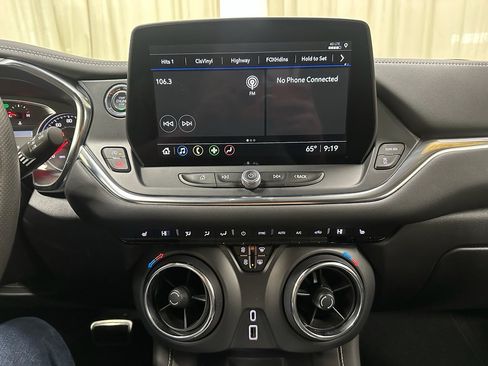 Certified 2024 Chevrolet Blazer LT w/ Convenience Package image 28