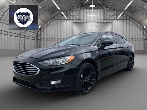 Used 2020 Ford Fusion SE w/ Equipment Group 151A FWD image 1