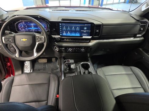 Used 2024 Chevrolet Silverado 1500 LTZ image 11