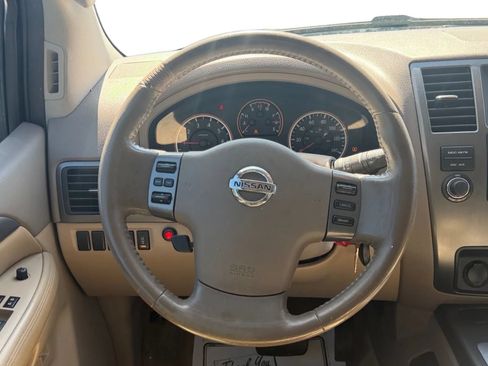 Used 2010 Nissan Armada SE RWD image 13