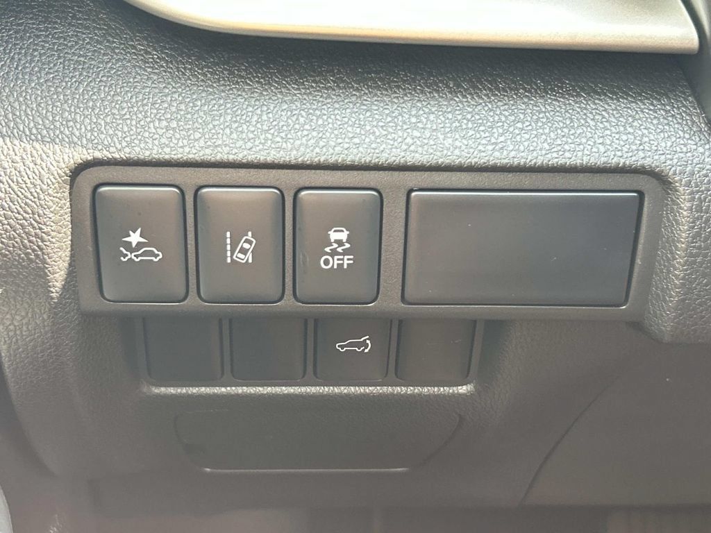 Used 2024 Mitsubishi Eclipse Cross SE AWD/4WD image 36