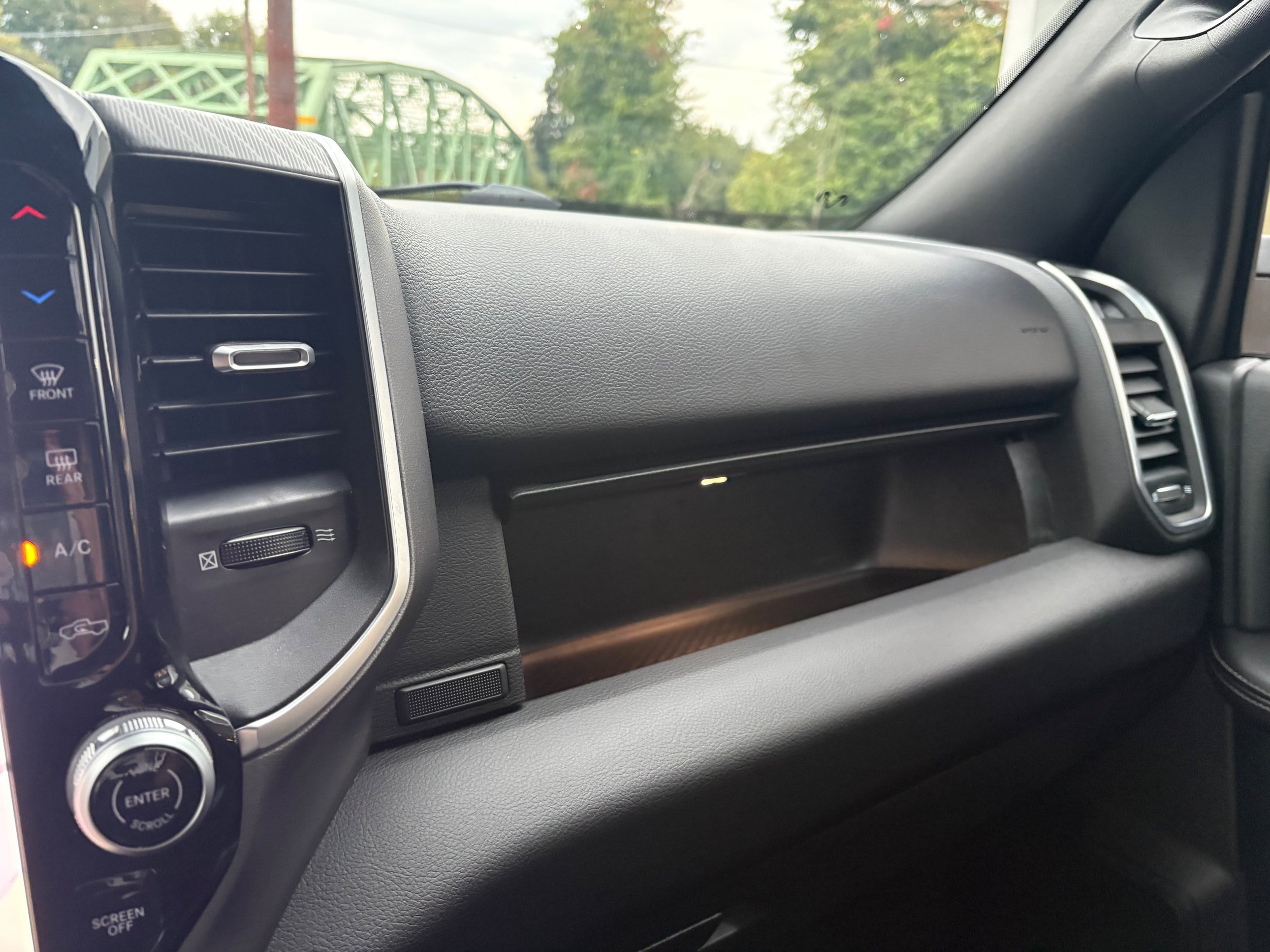 Certified 2026 RAM 2500 Big Horn AWD/4WD image 25