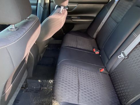 Used 2018 Nissan Altima 2.5 SV image 15